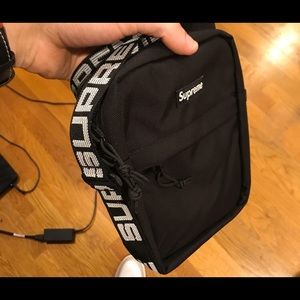Supreme SS18 shoulder bag